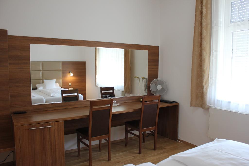 Hotel Rheinbruecke Rheinfelden  Bagian luar foto