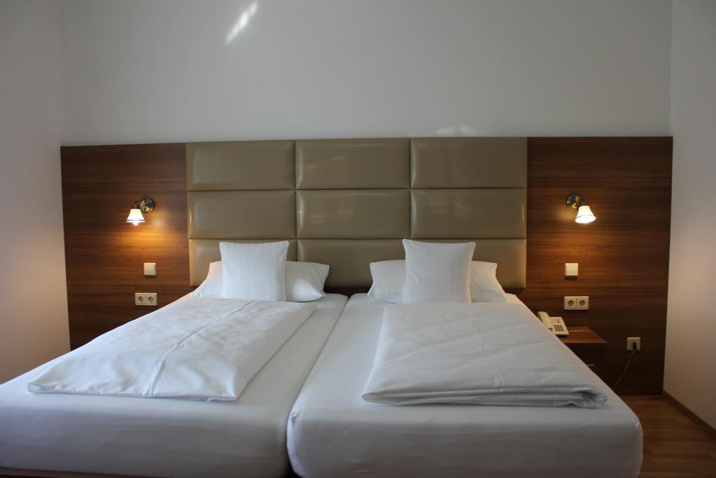 Hotel Rheinbruecke Rheinfelden  Bagian luar foto